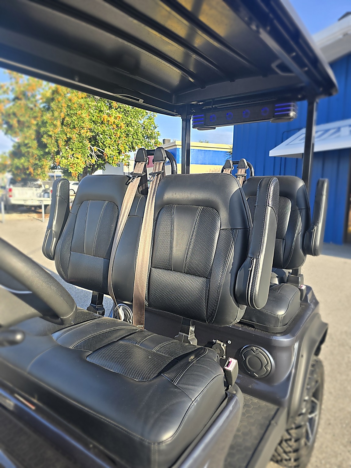 2024 Evolution Maverick 4 Forward Used Gray #4730 – Image 2