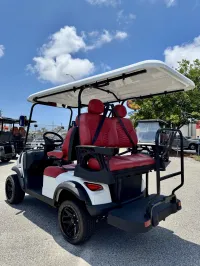 2026 Kodiak MX 2+2 Eminent White #1908 – Image 7