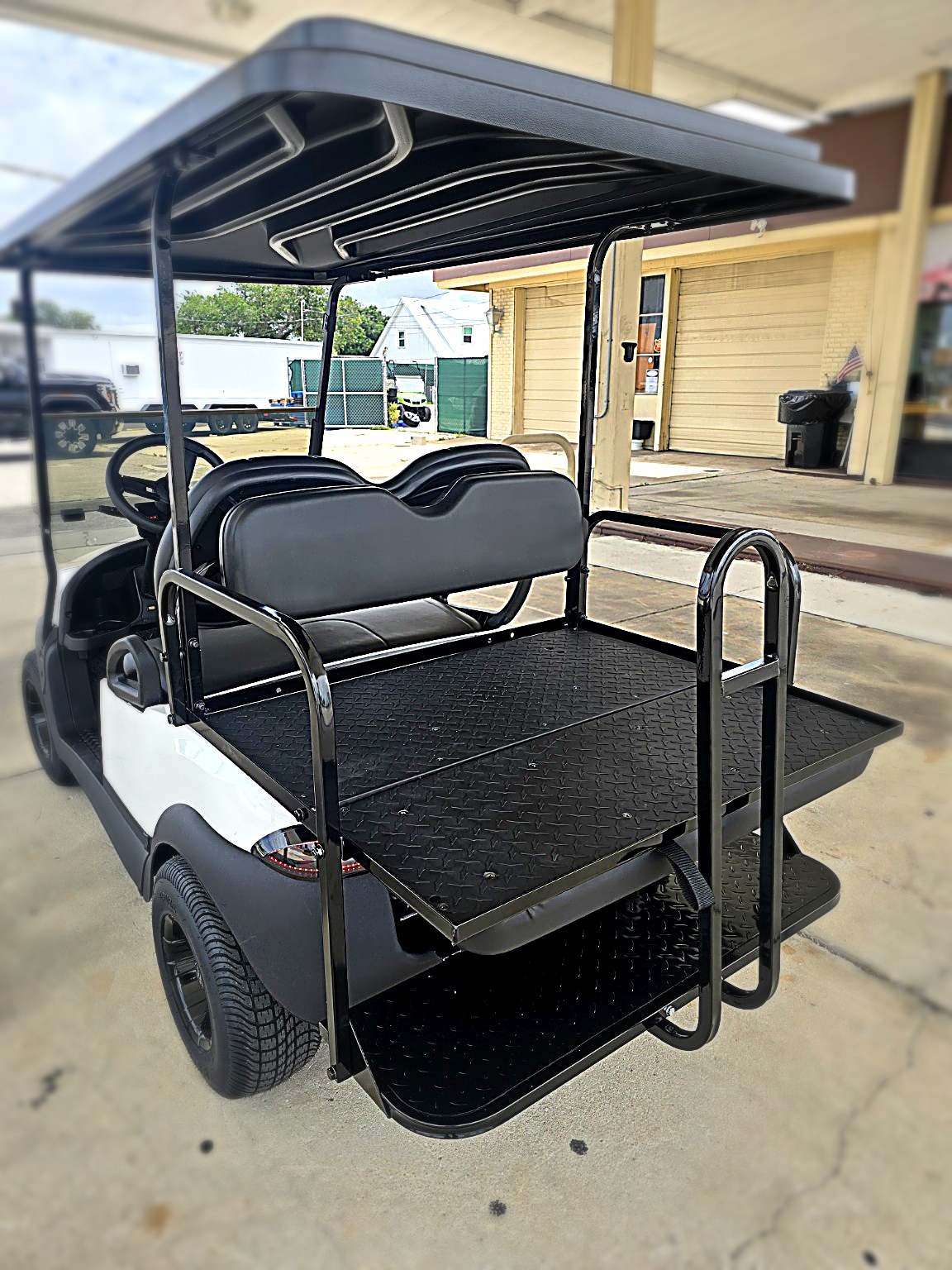 Club Car Tempo / Lithium Golf Cart /  Lux Professionally Refurbished  – Image 3