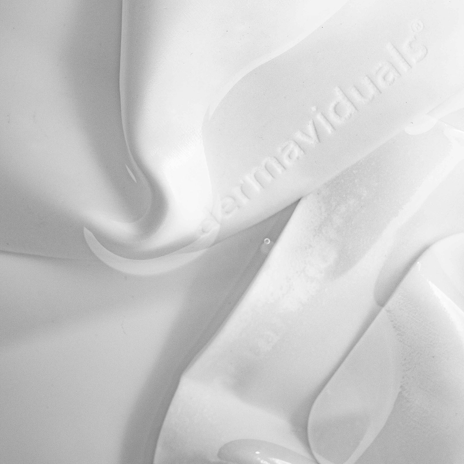 Dermaviduals Cleansing Cloth – Image 2