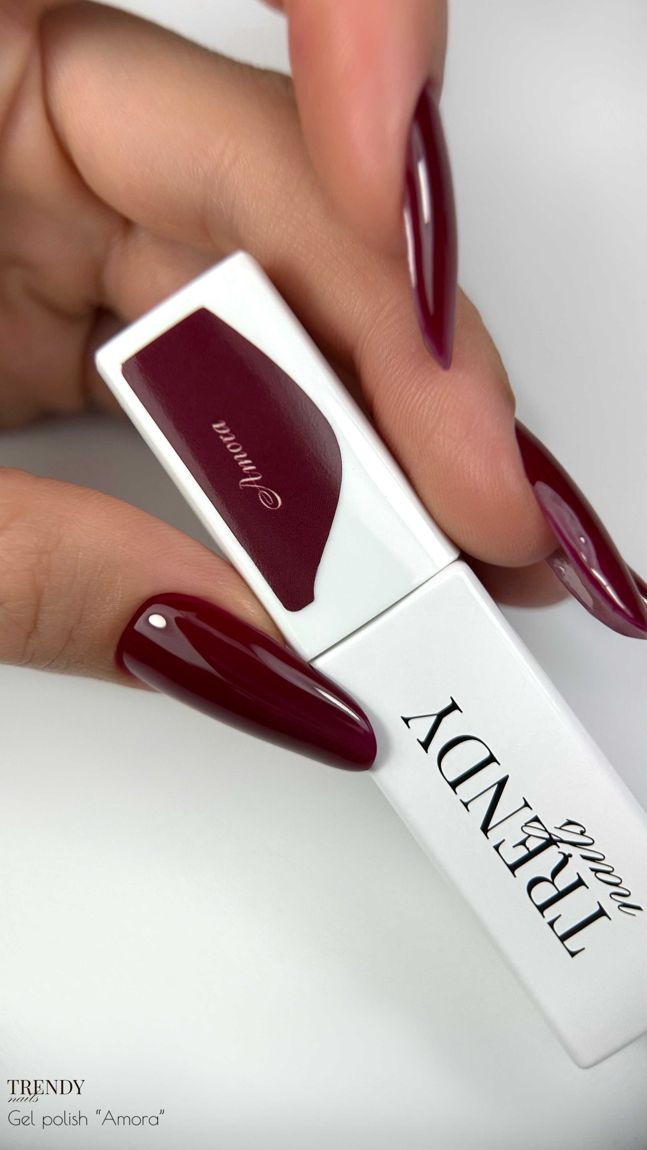 Gel Polish "Amora" – Image 3