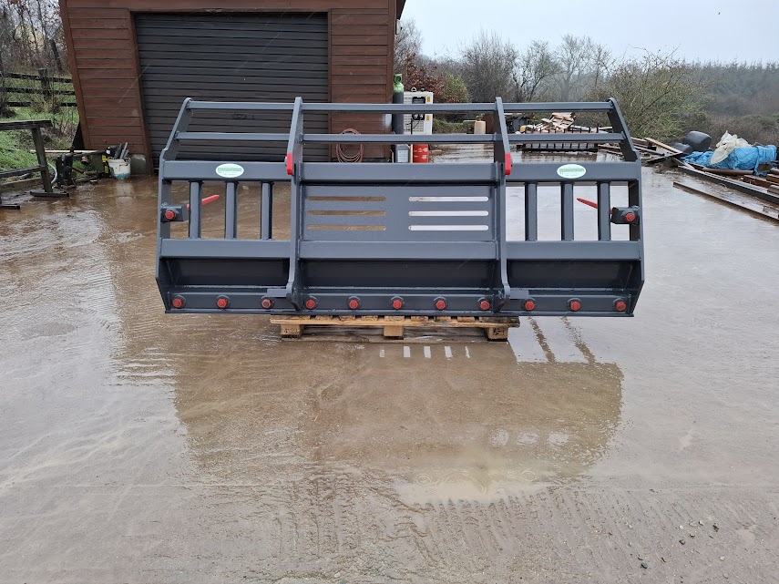 8ft Contractor Spec JCB Q-Fit Muck Fork – Image 1