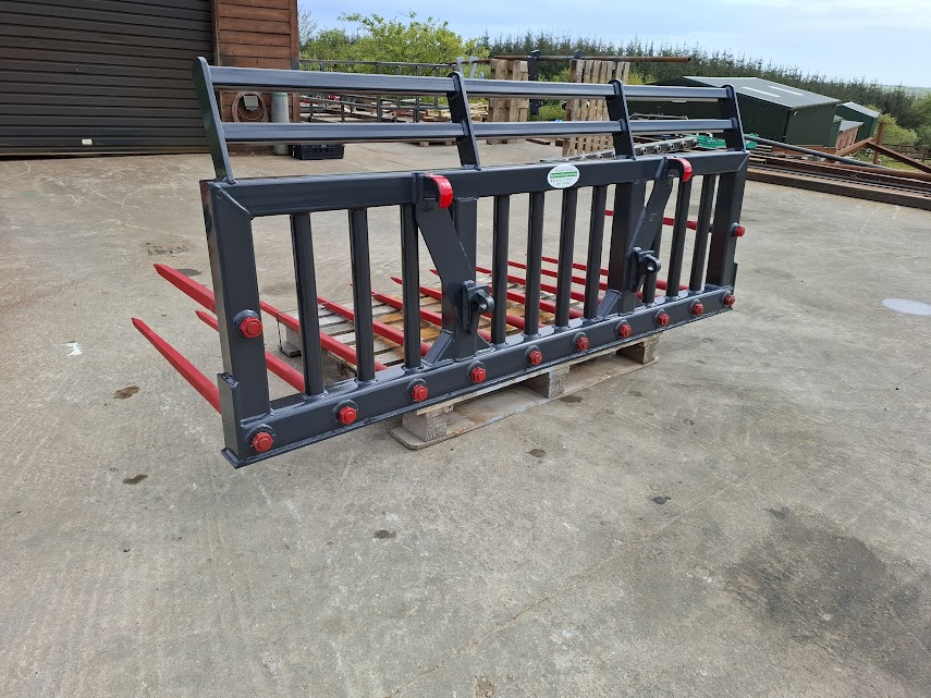 7ft Euro Muck Fork – Image 1