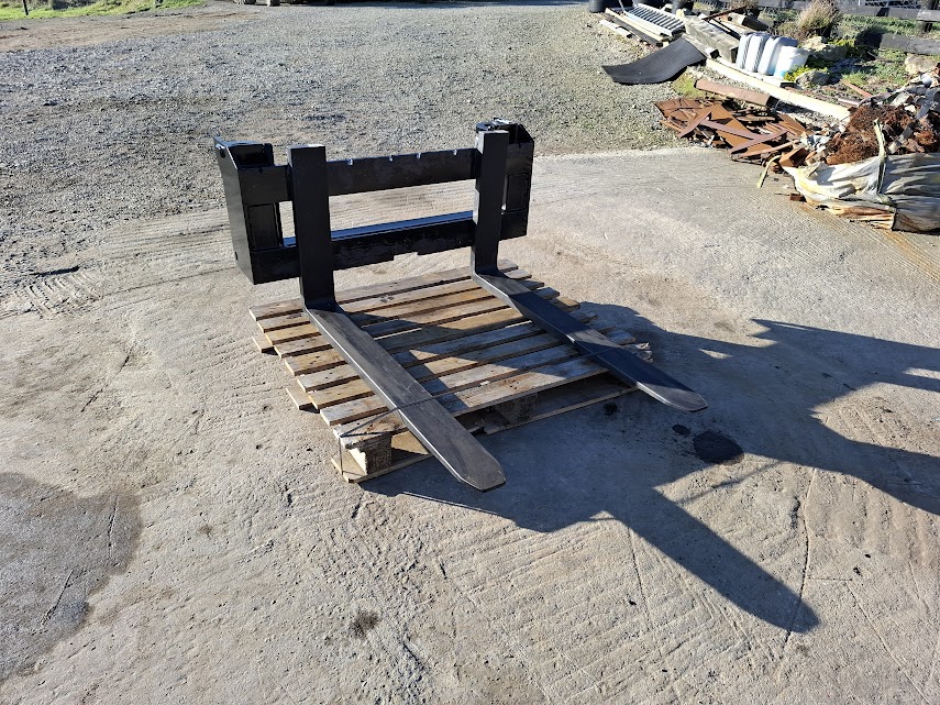 2.5 Ton Pin and Cone Pallet Forks – Image 3