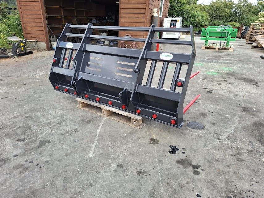 7ft Euro 8 Contractor Spec Muck Fork – Image 1