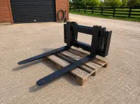 Manitou Pallet Forks – 4.5 Tonne – Image 2