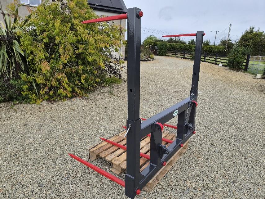 Adjustable 3 Bale Straw Handler – Euro 8 – Image 4