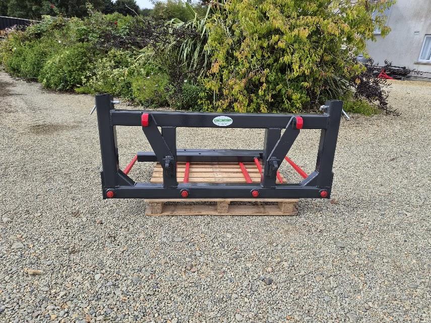 Adjustable 3 Bale Straw Handler – Euro 8 – Image 2