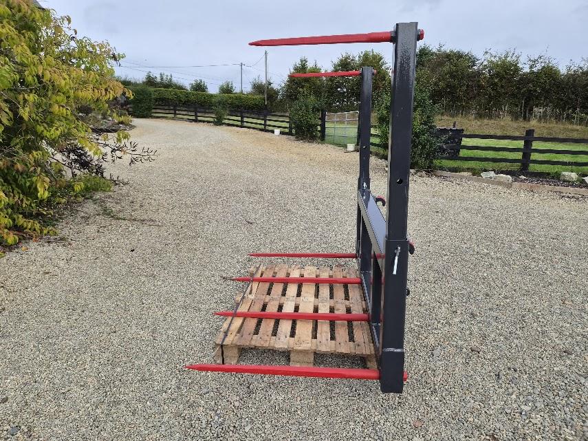 Adjustable 3 Bale Straw Handler – Euro 8 – Image 6