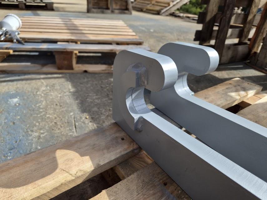 JCB / Volvo Loading Shovel Brackets – 30mm – Image 2