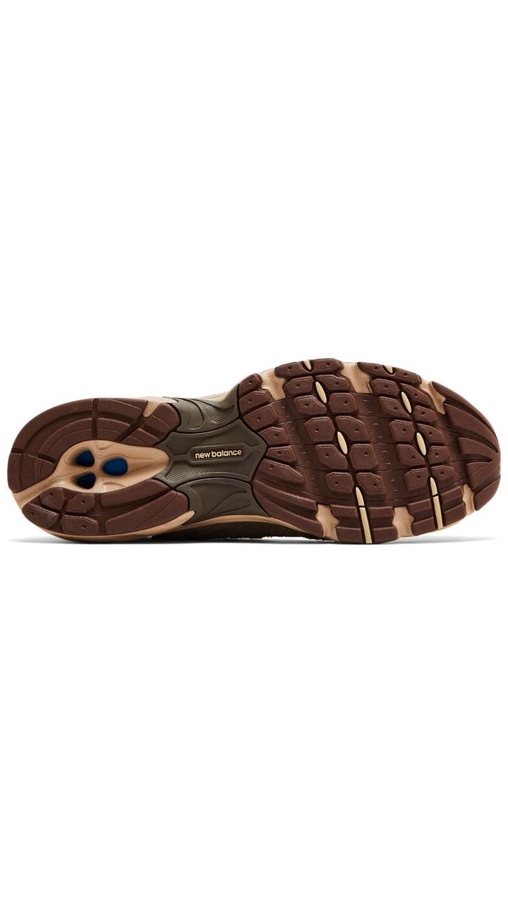 New Balance 530 "Brown Tan" Sneakers | Brown  – Image 4
