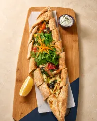 Vegetarian Flatbread (V) – Image 1