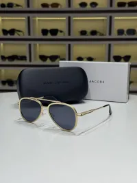 Marc Jacobs – Image 1
