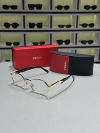 Prada – Image 1
