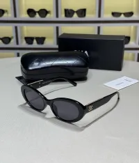 Chanel – Image 1