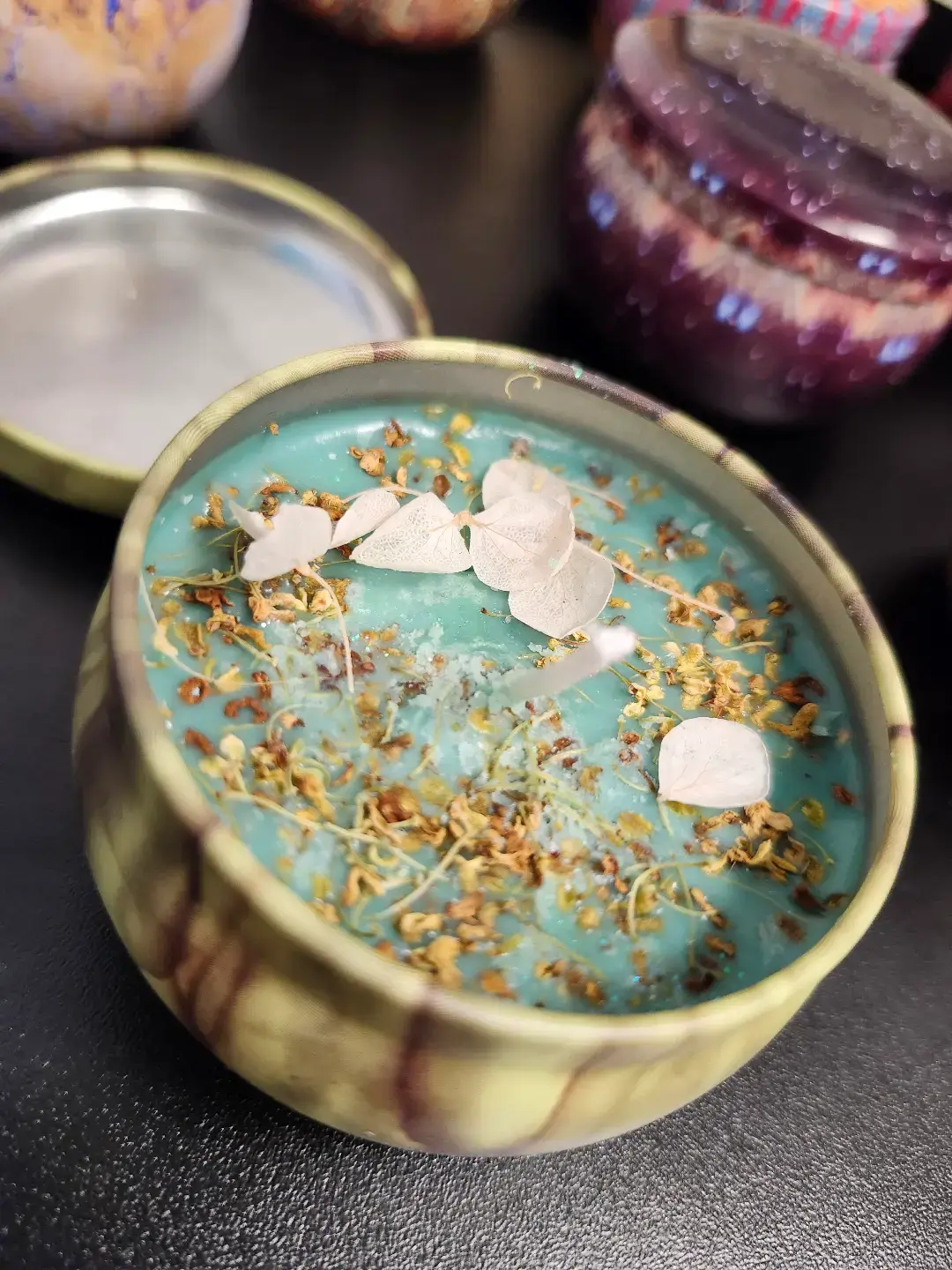 Intuitively Crafted Candle – Image 5