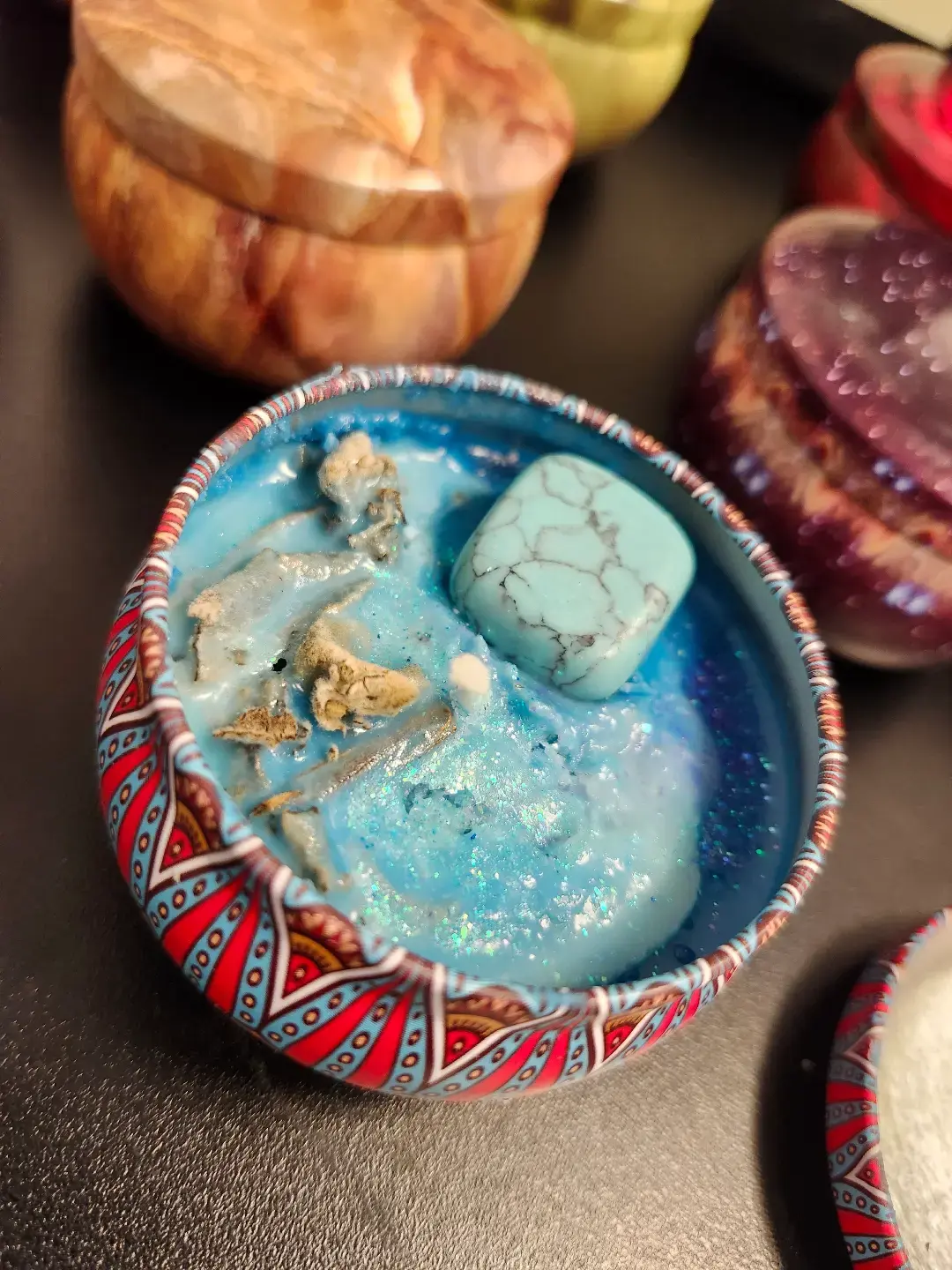 Intuitively Crafted Candle – Image 2