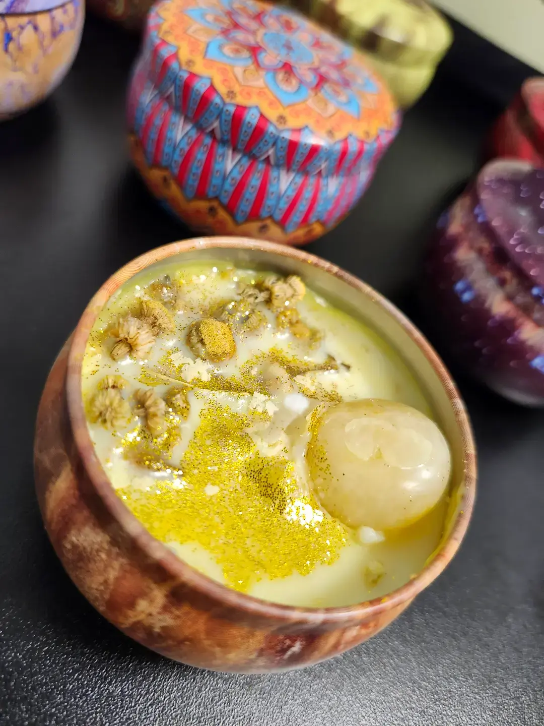 Intuitively Crafted Candle – Image 7
