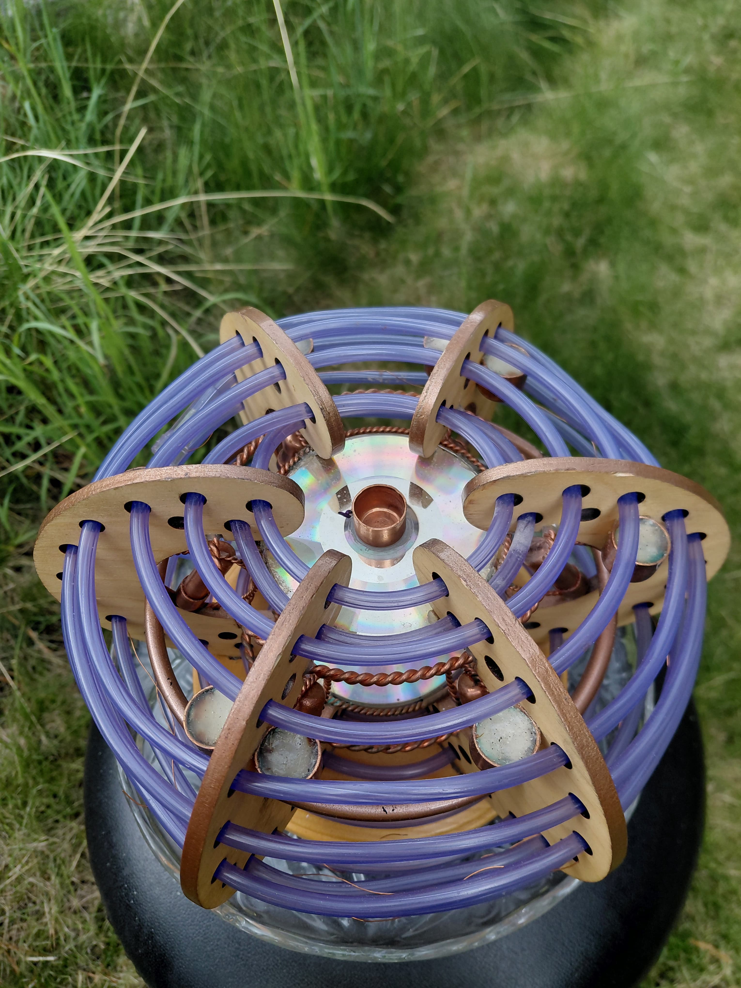 Little Dynamo - (Small Graviton) – Image 3