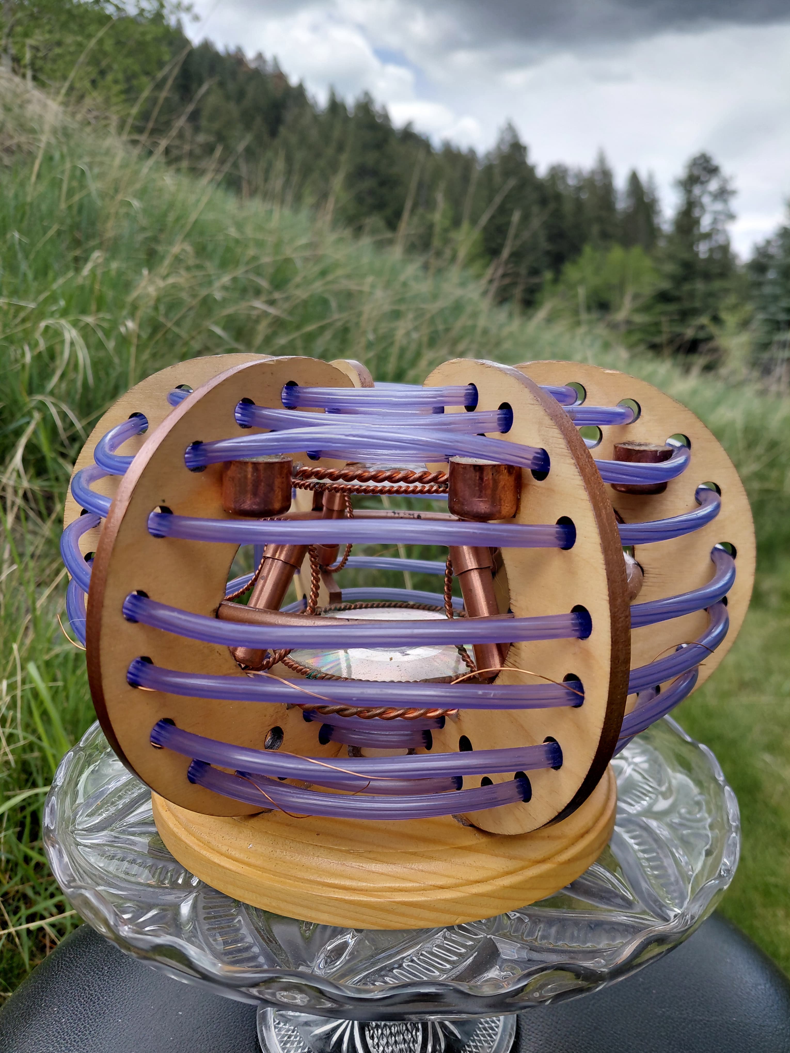 Little Dynamo - (Small Graviton) – Image 2