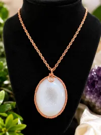 Copper-Wrapped White Druzy Agate Necklace – Image 1