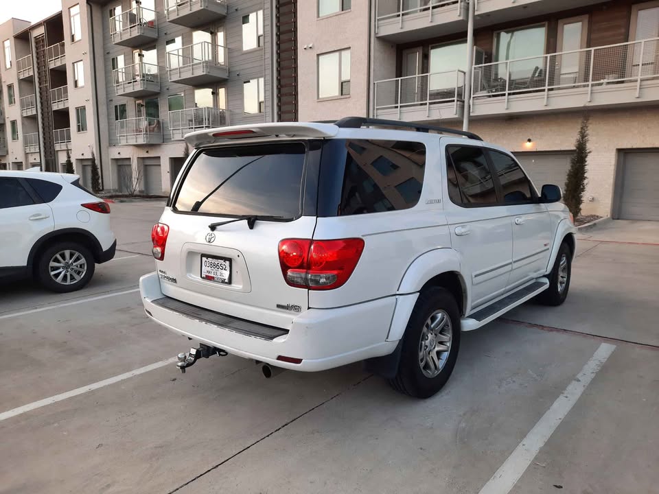 2005 Toyota sequoia Limited Sport Utility 4D - $4500 – Image 5