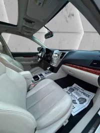 2011 Subaru legacy Premium 175k millas título limpio 3900$ – Image 6