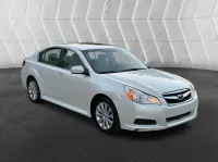 2011 Subaru legacy Premium 175k millas título limpio 3900$ – Image 2