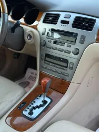 2005 Lexus ES 330 título limpio 224k millas – Image 6