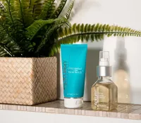 Fine Herbal Facial Scrub – Image 4