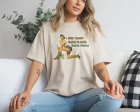 I Bury Things Maybe Plants Maybe People Retro - Gildan Softstyle Tee Shirt – Large Sand