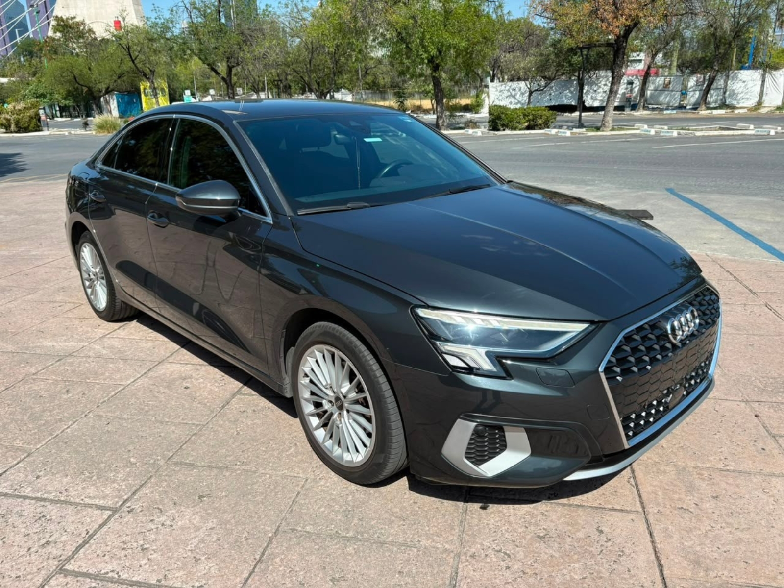 AUDI A3 35 TFSI TIPTRONIC FRONT SELECT 2022 – Image 2