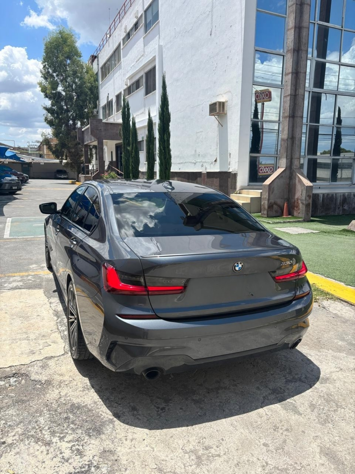 BMW 330I M SPORT SHADOW EDITION 2022 – Image 5
