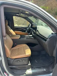 CADILLAC ESCALADE ESV BLINDADA 2023 – Image 8