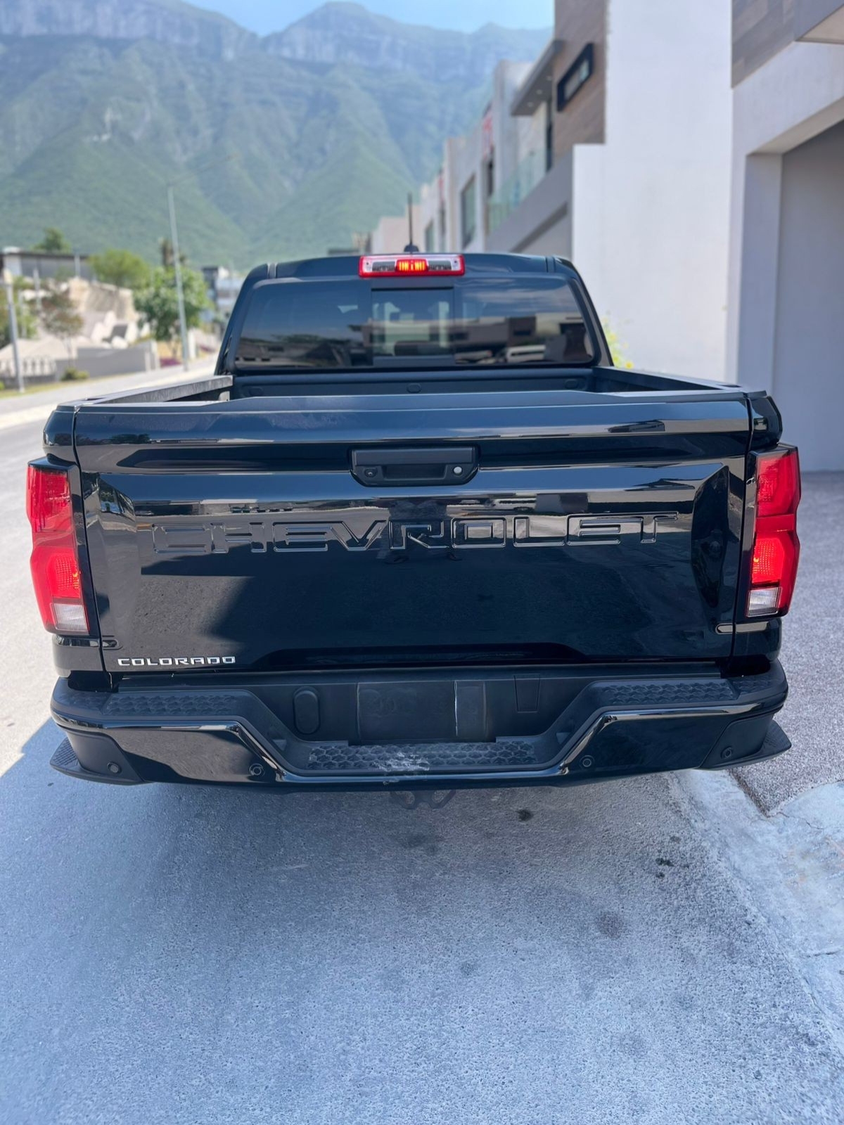CHEVROLET COLORADO Z71 2025 – Image 7