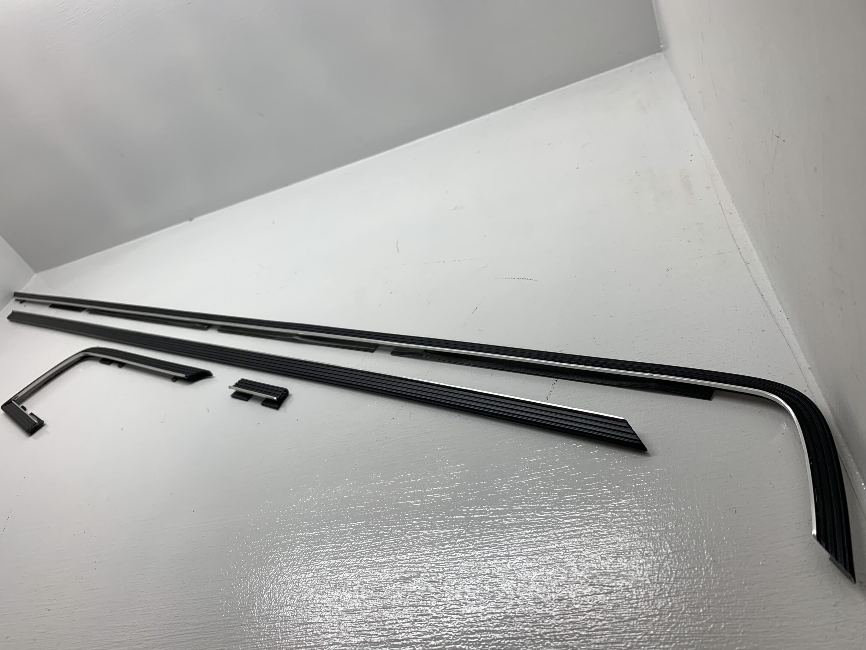 DASH FACE MOULDING/TRIM – Image 2