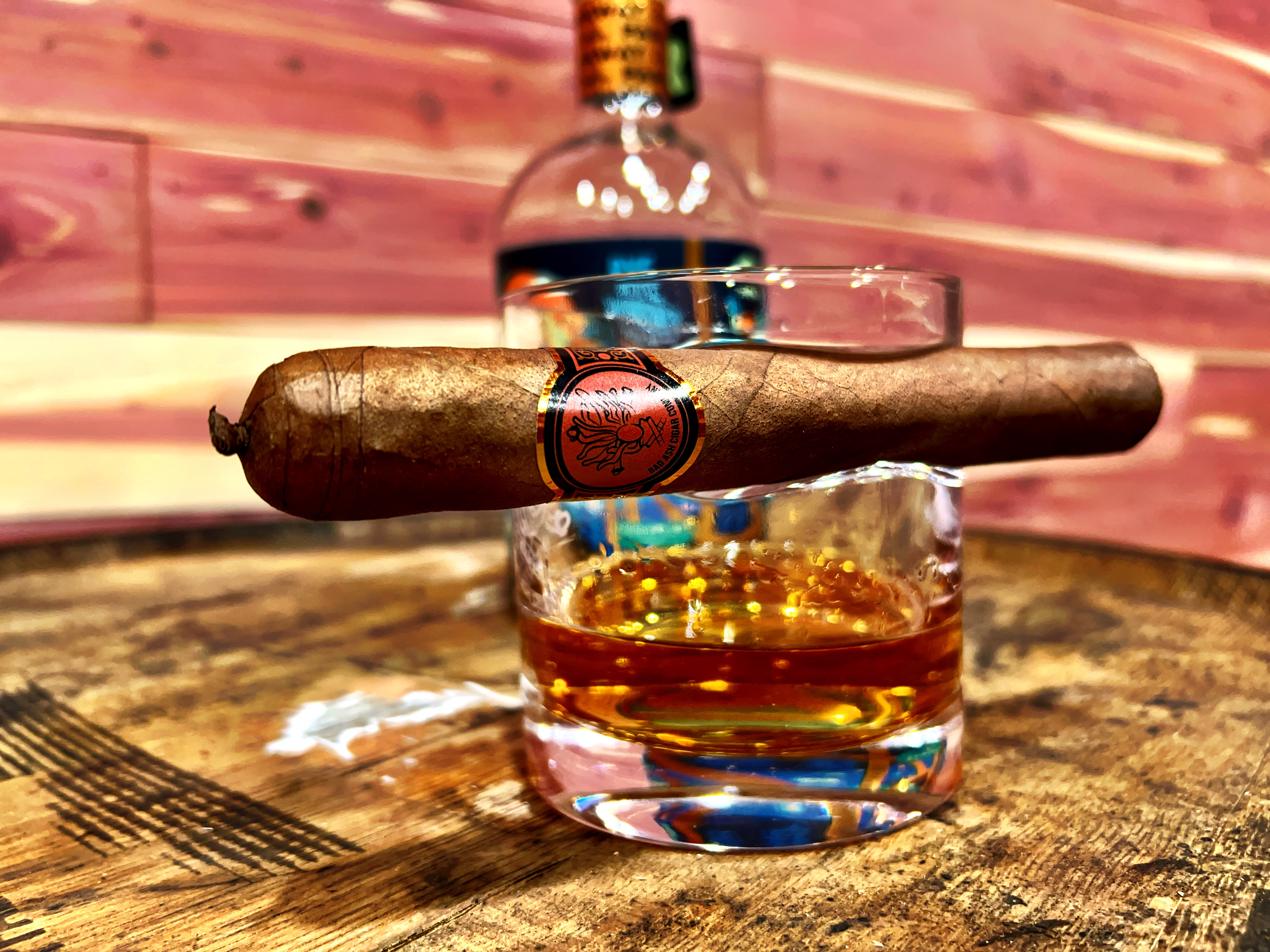 Cigar Holder Rocks Glass – Image 2