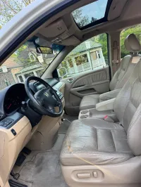 2007 Honda Odyssey β Image 18