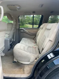 2011 Nissan Pathfinder – Image 9