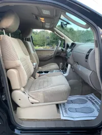 2011 Nissan Pathfinder – Image 7
