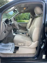 2011 Nissan Pathfinder – Image 8