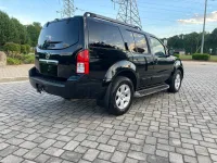 2011 Nissan Pathfinder – Image 10
