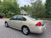 2010 Chevrolet Impala – Image 8
