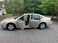 2010 Chevrolet Impala – Image 19