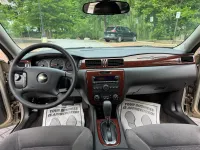 2010 Chevrolet Impala – Image 30