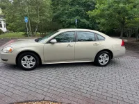 2010 Chevrolet Impala – Image 24
