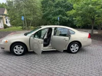 2010 Chevrolet Impala – Image 21