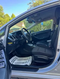 2016 Kia Forte – Image 21