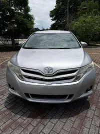 2013 Toyota Venza – Image 1