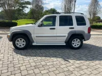 2002 Jeep Liberty Sport 4x4 – Image 2